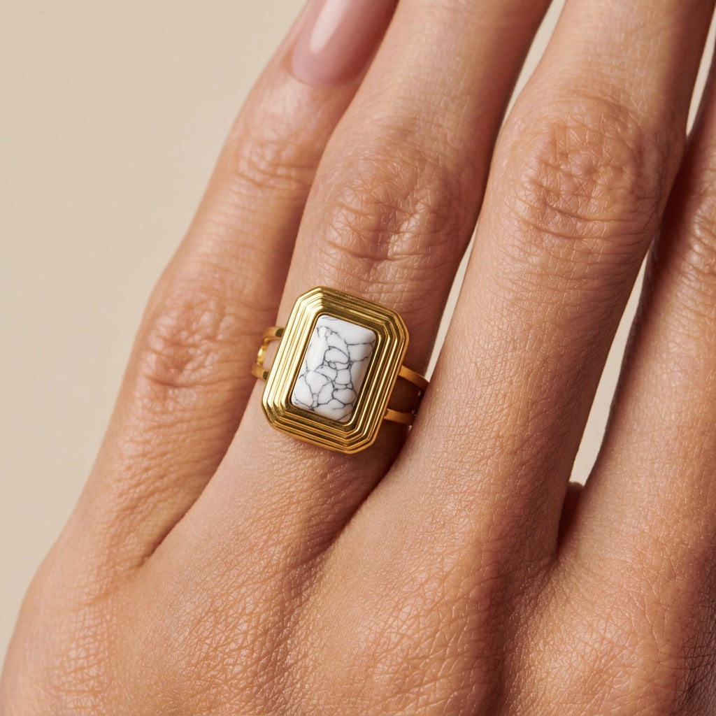 Howlite Stone Adjustable Ring "Solveig"