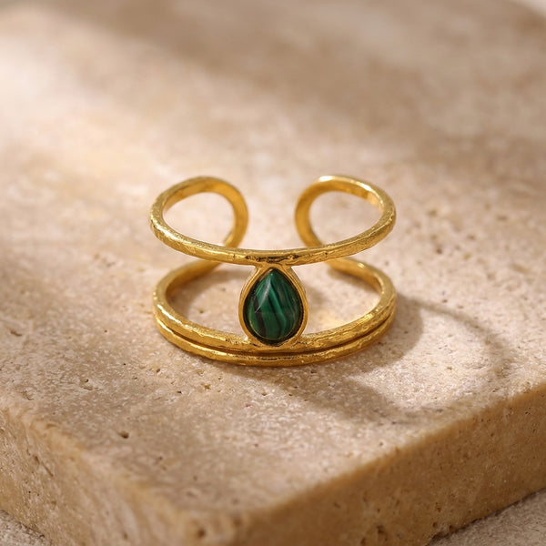 Malachite ring "Antic"
