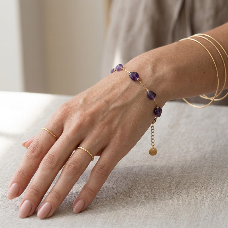 Amethyst Stone Bracelet "Veloria"