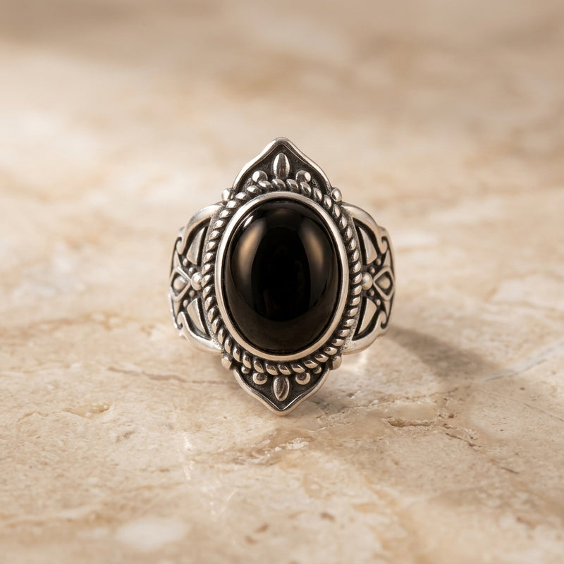 Black Onyx Ring "Velkaris"