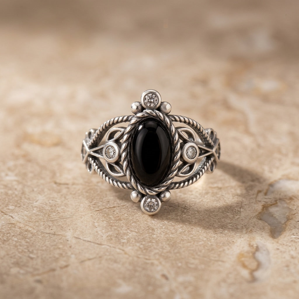 Black Onyx Ring "Nyxarion"