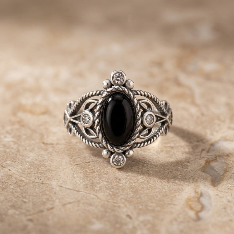 Black Onyx Ring "Nyxarion"