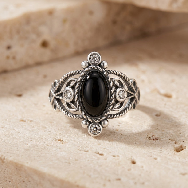 Black Onyx Ring "Nyxarion"