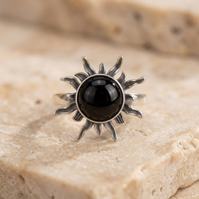 Black Onyx Ring "Solvaryn"