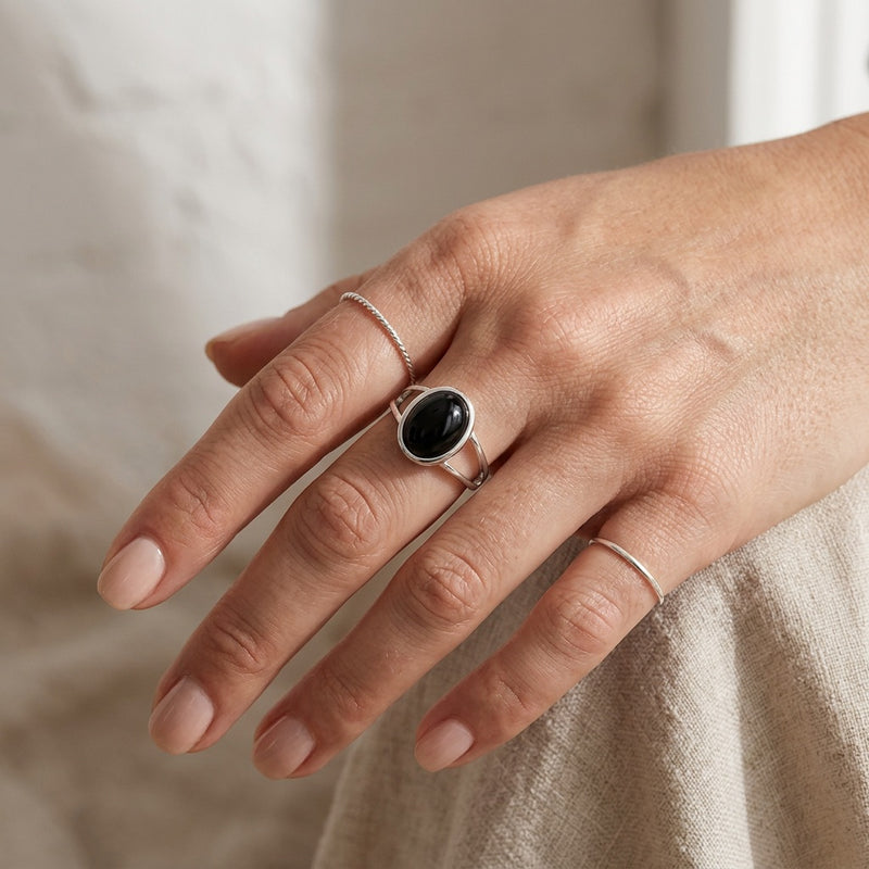 Black Onyx Ring “Veltrane”