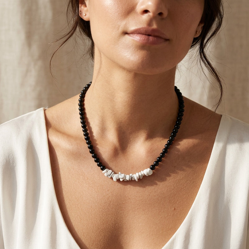 Howlite Obsidian Beaded Necklace "Velorien"