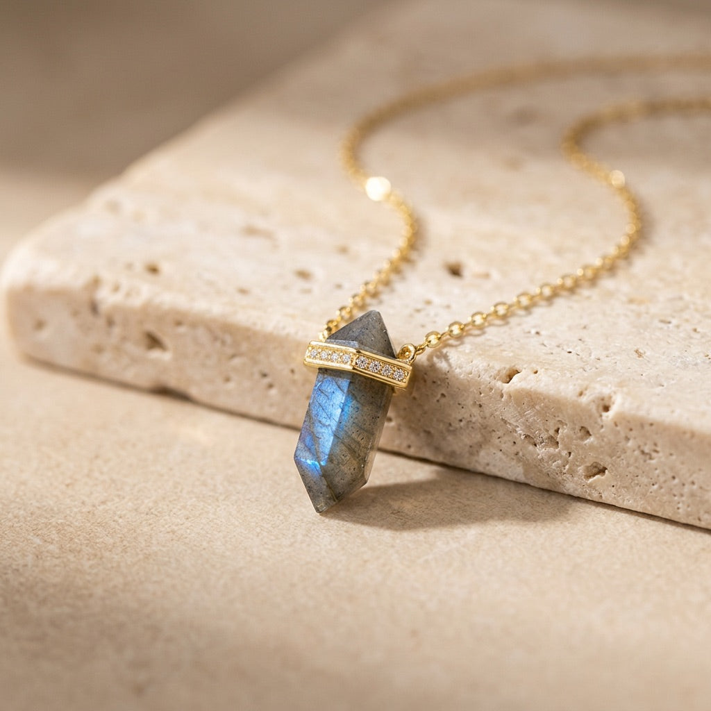 Dark Labradorite Necklace "Saturn"