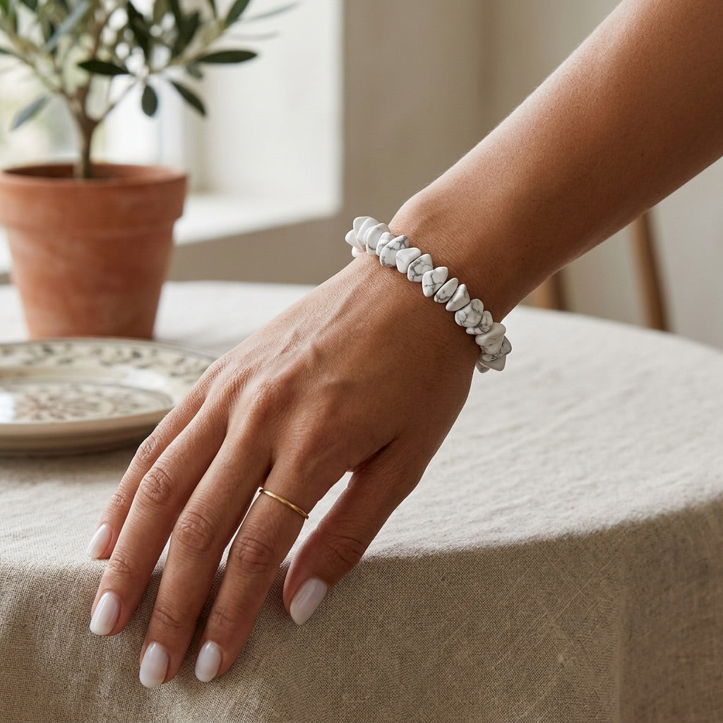 Howlite Stone Bracelet "Nama"