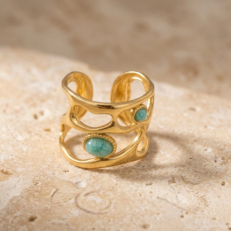 Adjustable ring "Expression" in Turquoise stone
