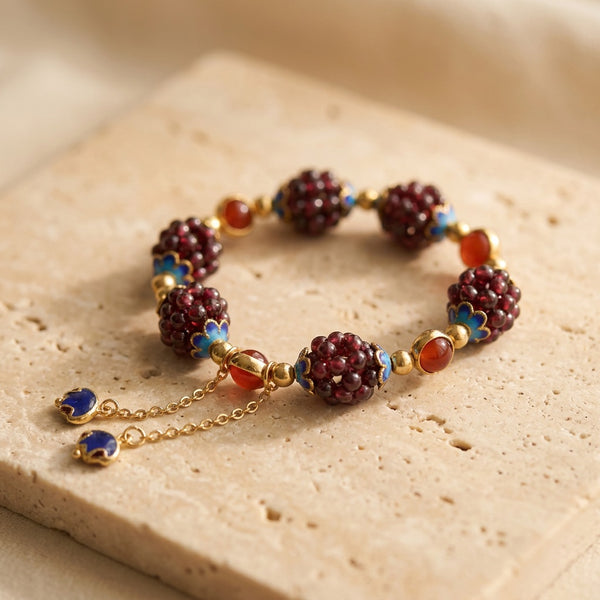 Garnet & Agate Bracelet "Grenade"