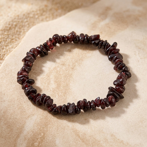Garnet Elastic Stone Bracelet "Nama"