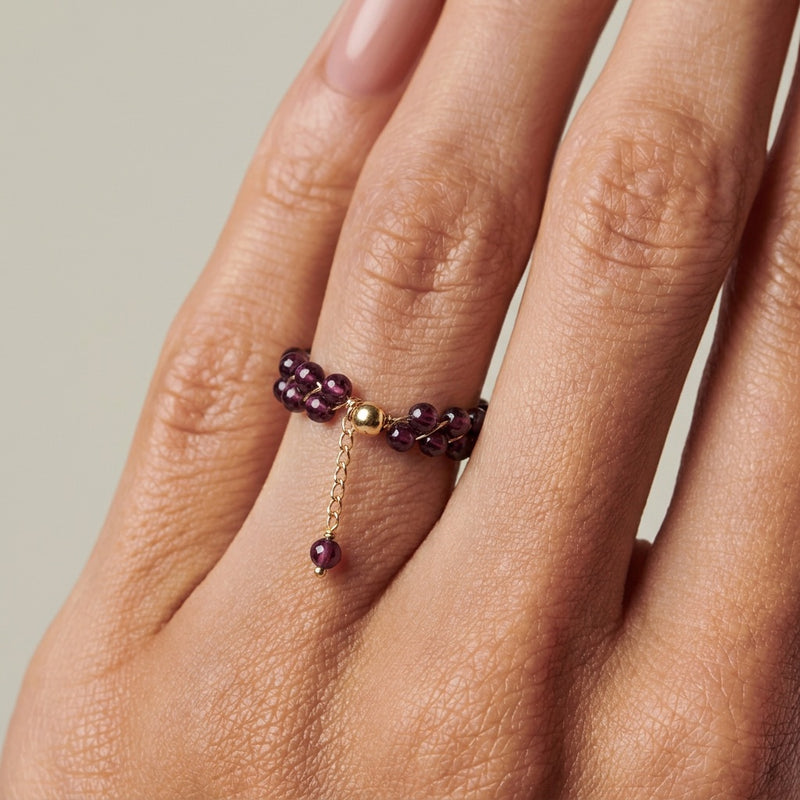 Garnet Ring round "Grape"