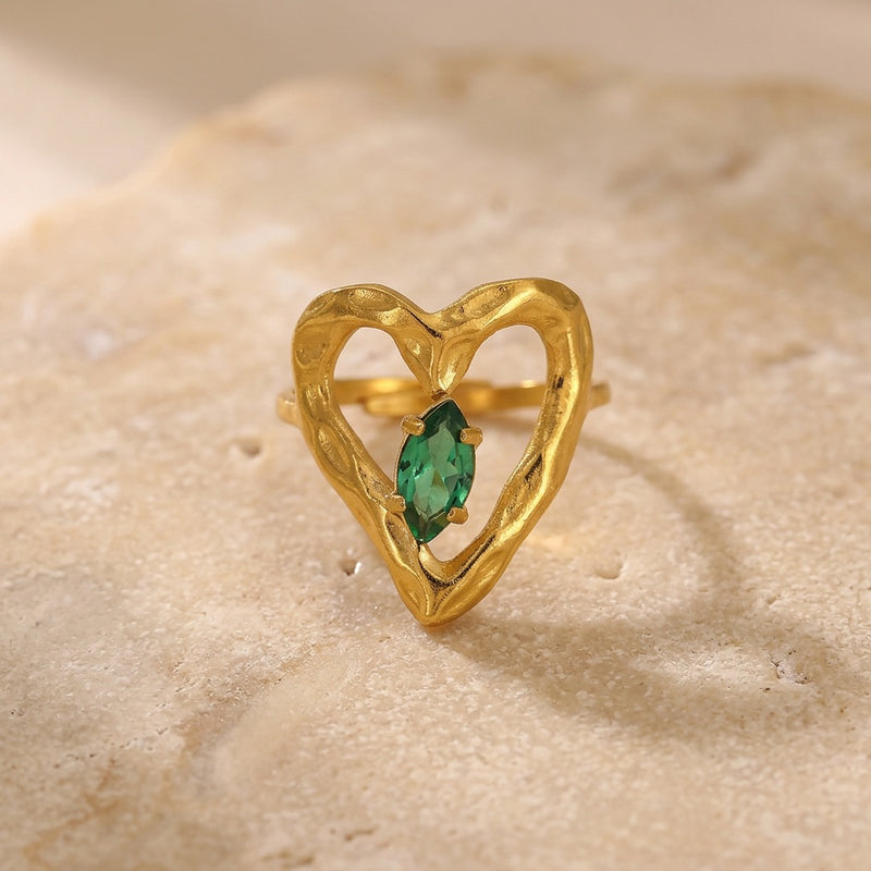 Green Onyx ring "Amour Brut"
