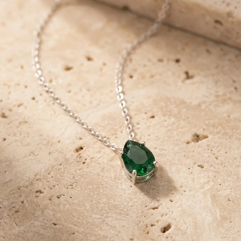 Green Onyx necklace "forest whisper"