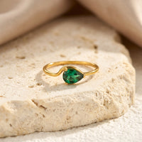 Green Onyx ring "Linea"