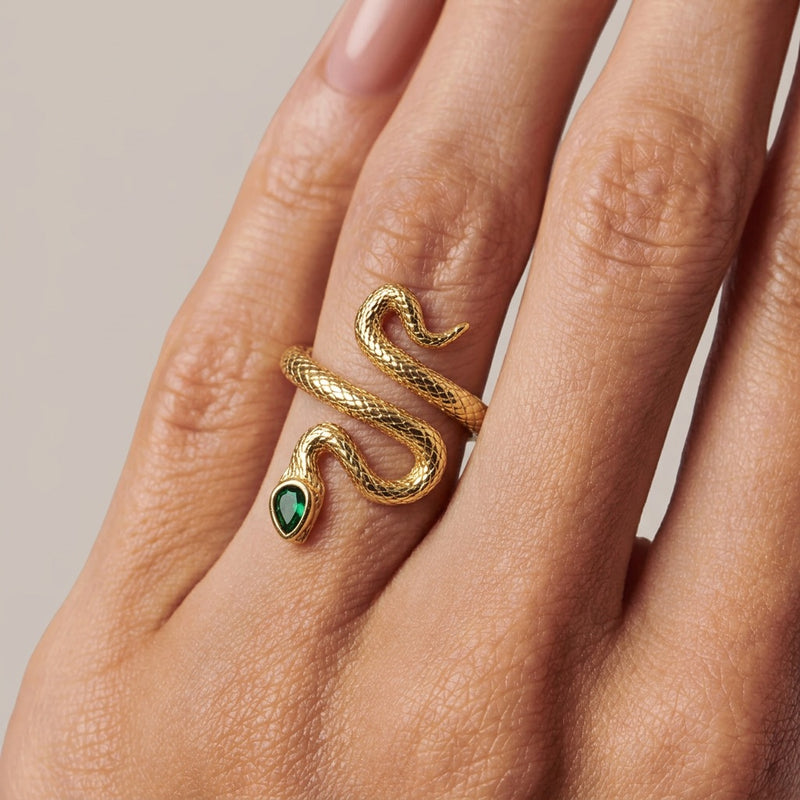 Green Onyx Ring "Verdant Serpent"