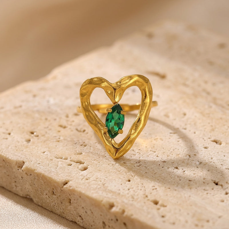 Green Onyx ring "Amour Brut"