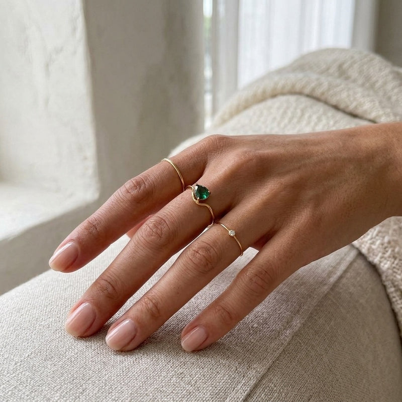 Green Onyx ring "Linea"