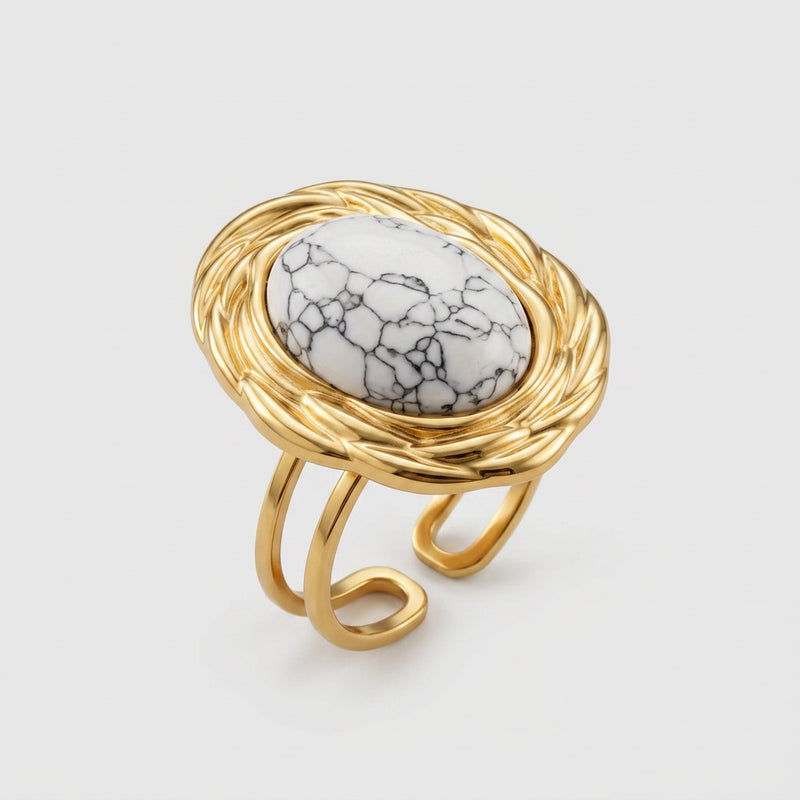 Howlite Stone Ring “Veluna”