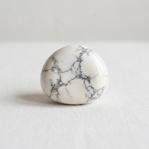 Howlite - image 1