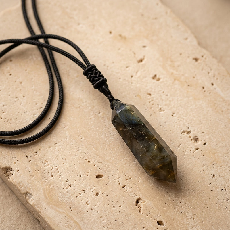 Labradorite Gemstone Necklace "Totem"