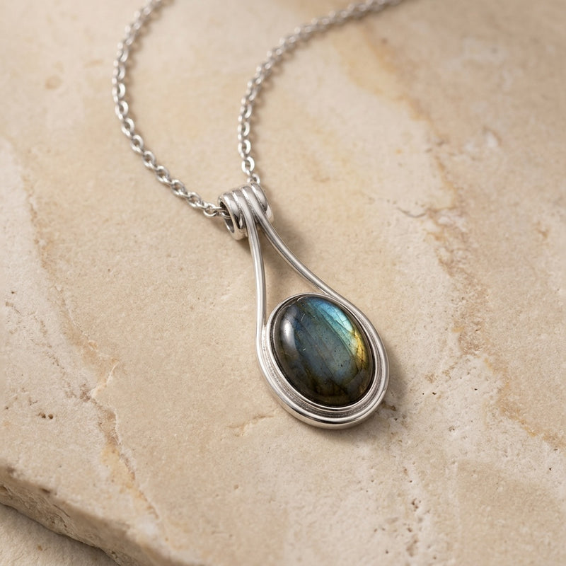 Labradorite Stone Necklace "Luana"
