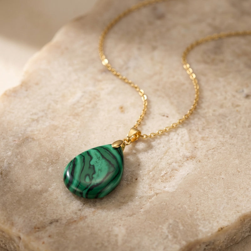 Malachite Stone Necklace “Perle”