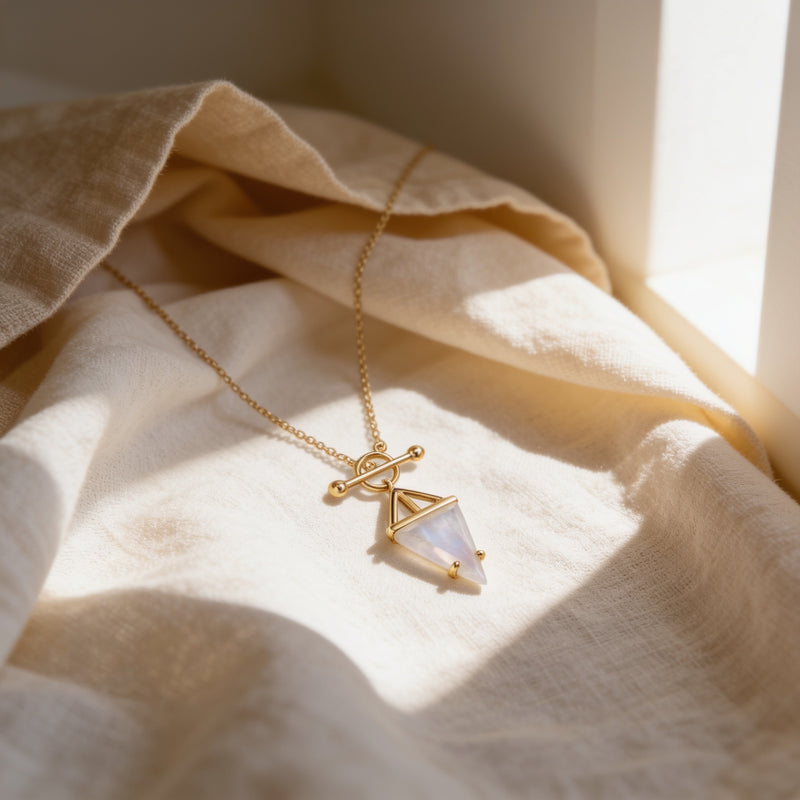 Moonstone Necklace "Hero"