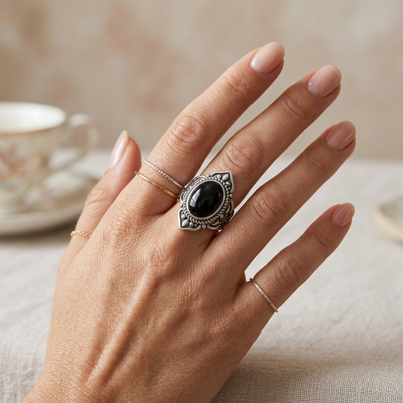 Black Onyx Ring "Velkaris"