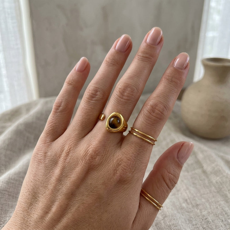 Tiger's eye ring "Dune"