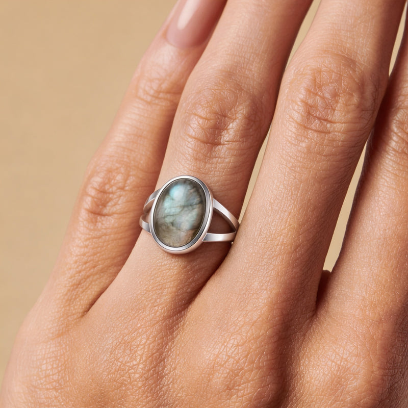 Labradorite Stone Ring “Northern Echo”